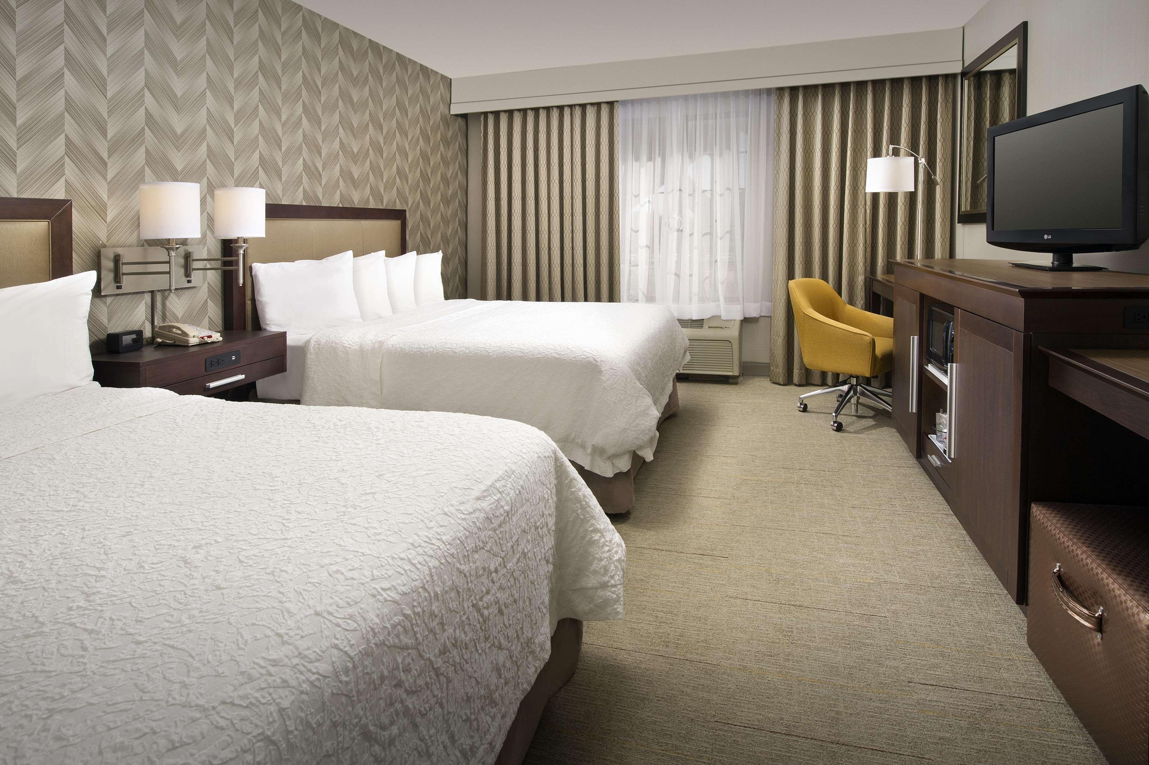 Hampton Inn Kansas City The Legends Værelse billede