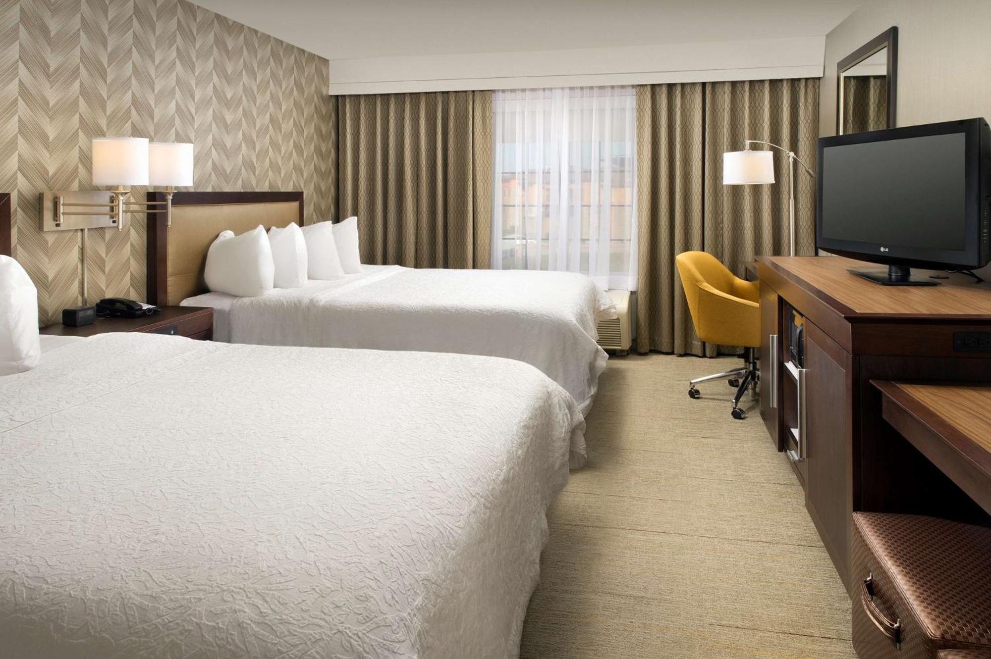 Hampton Inn Kansas City The Legends Eksteriør billede