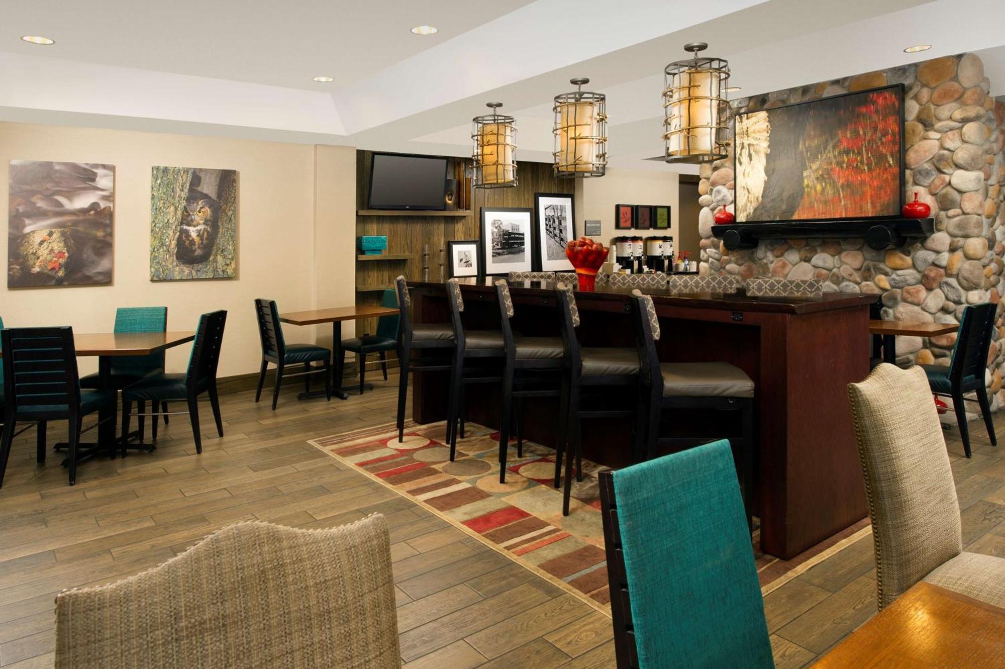 Hampton Inn Kansas City The Legends Eksteriør billede