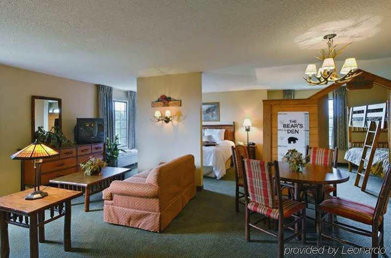 Hampton Inn Kansas City The Legends Eksteriør billede